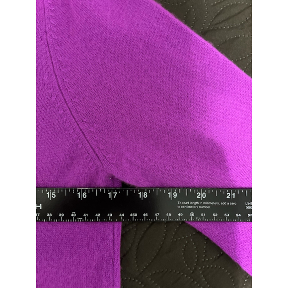 Ann Taylor Women XSP Pink 100% Cashmere Knit V-Neck Sweater Pullover Lightweight - Picture 8 of 13